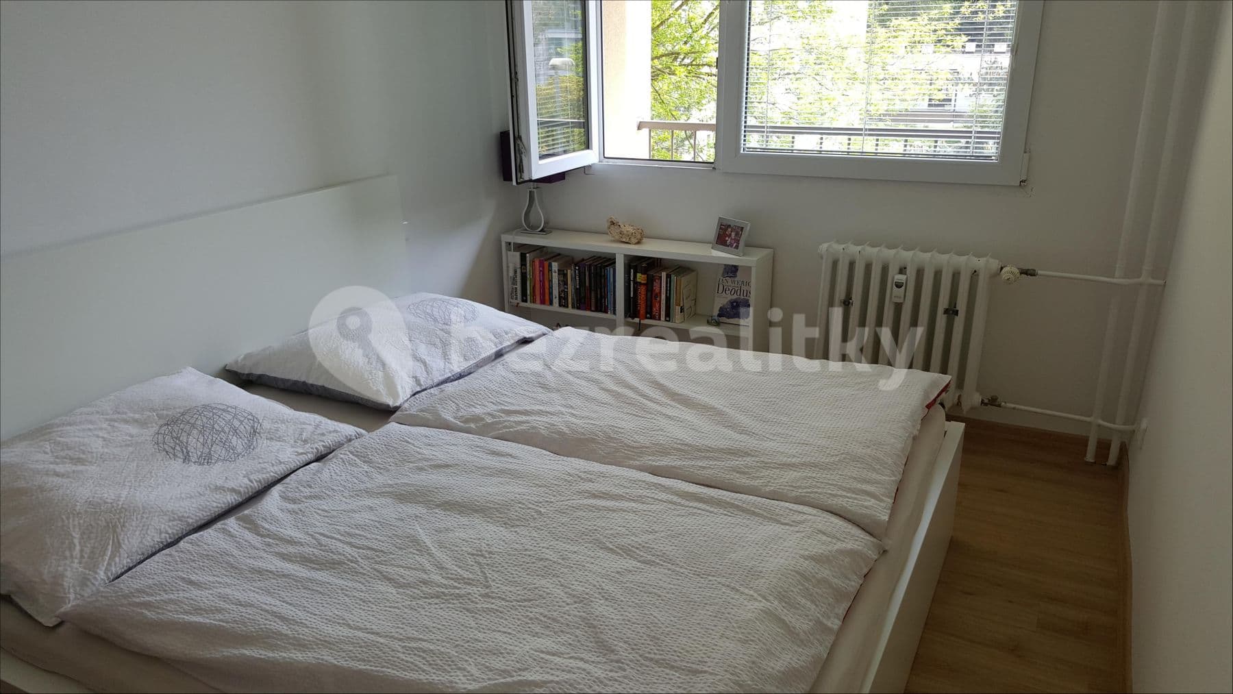 1 bedroom with open-plan kitchen flat to rent, 45 m², Pod Strání, Prague, Prague 1 bedroom with open-plan kitchen flat to rent, 45 m², Pod Strání, Prague, Prague