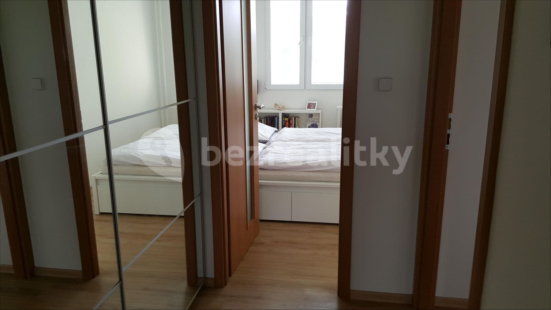 1 bedroom with open-plan kitchen flat to rent, 45 m², Pod Strání, Prague, Prague 1 bedroom with open-plan kitchen flat to rent, 45 m², Pod Strání, Prague, Prague