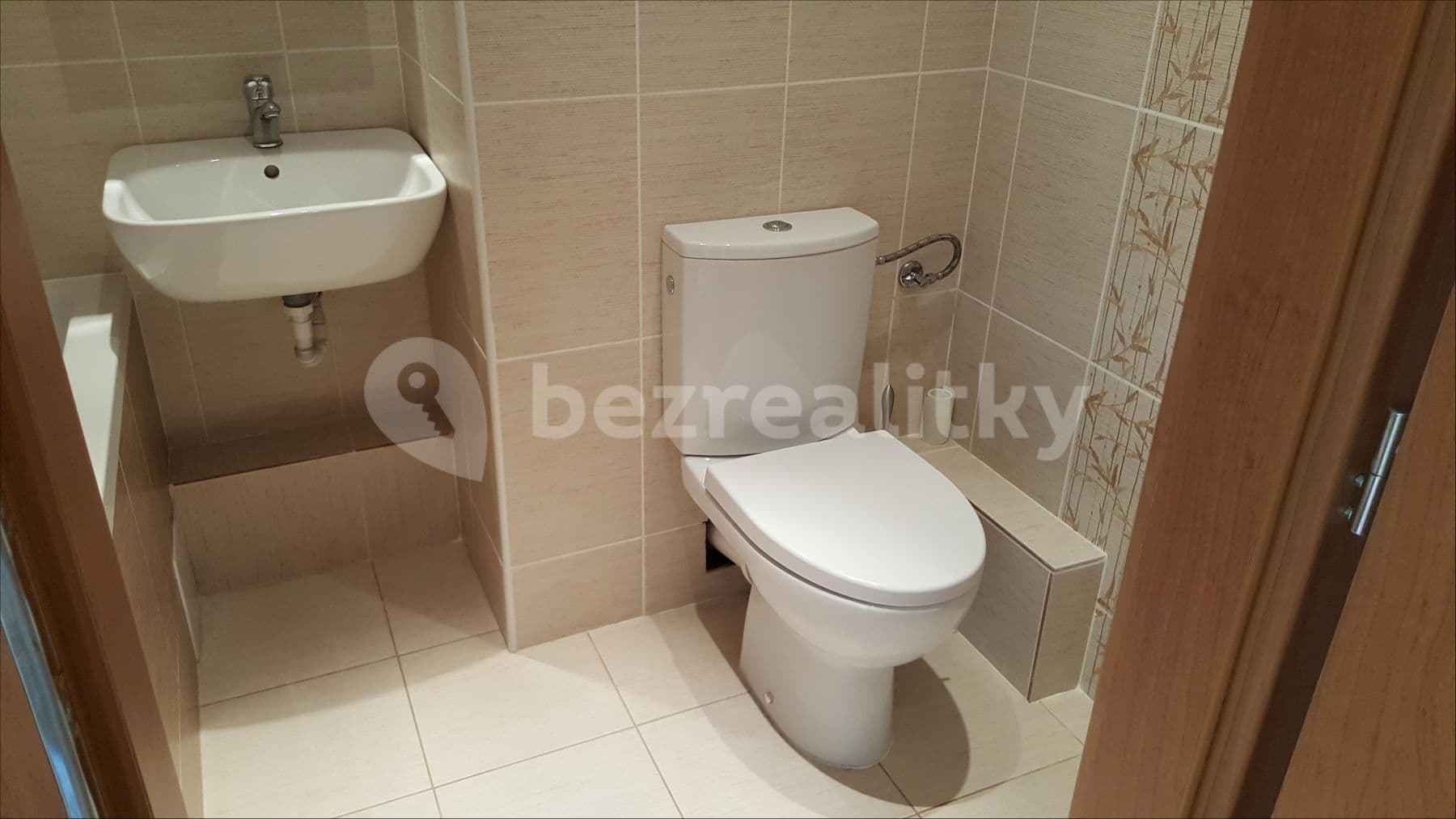 1 bedroom with open-plan kitchen flat to rent, 45 m², Pod Strání, Prague, Prague 1 bedroom with open-plan kitchen flat to rent, 45 m², Pod Strání, Prague, Prague