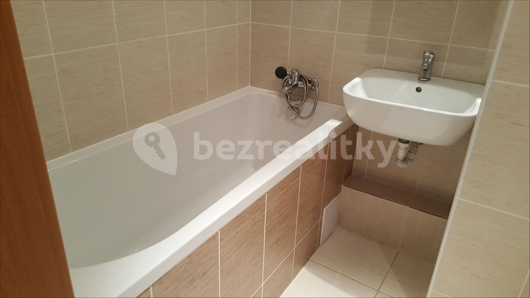 1 bedroom with open-plan kitchen flat to rent, 45 m², Pod Strání, Prague, Prague 1 bedroom with open-plan kitchen flat to rent, 45 m², Pod Strání, Prague, Prague