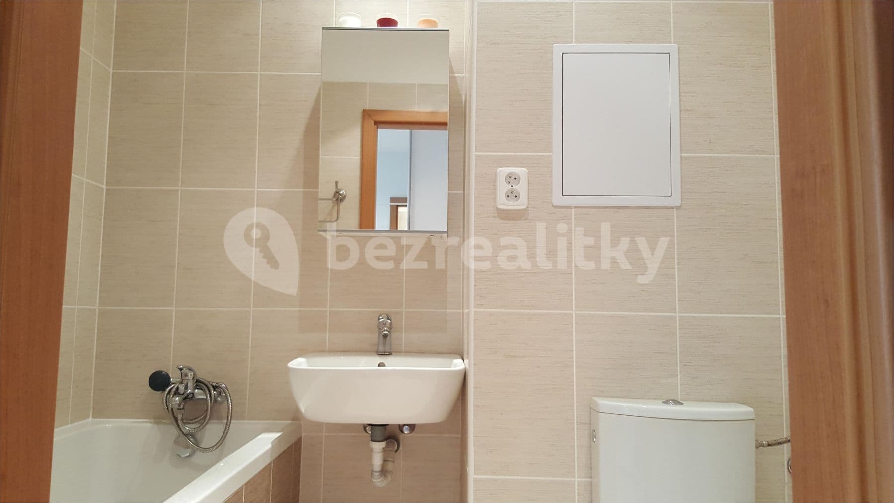 1 bedroom with open-plan kitchen flat to rent, 45 m², Pod Strání, Prague, Prague 1 bedroom with open-plan kitchen flat to rent, 45 m², Pod Strání, Prague, Prague