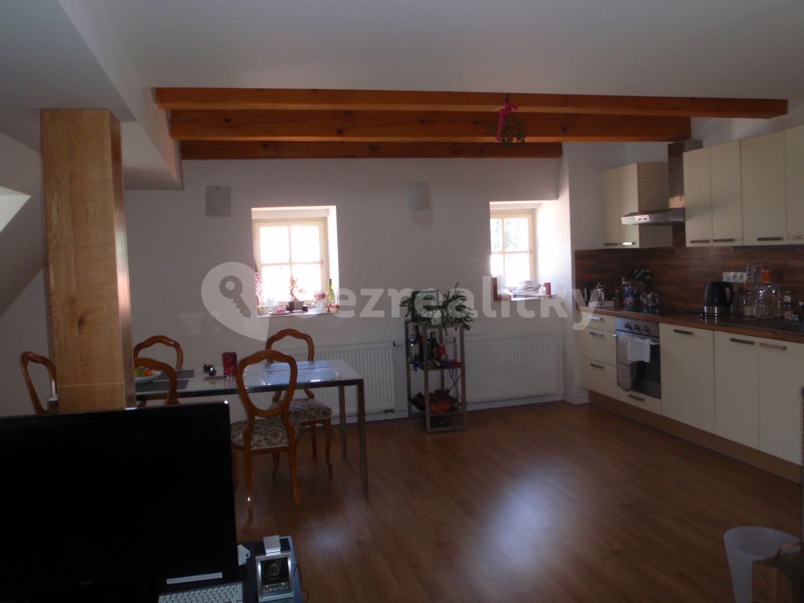 2 bedroom with open-plan kitchen flat to rent, 92 m², U Lužického semináře, Prague, Prague 2 bedroom with open-plan kitchen flat to rent, 92 m², U Lužického semináře, Prague, Prague