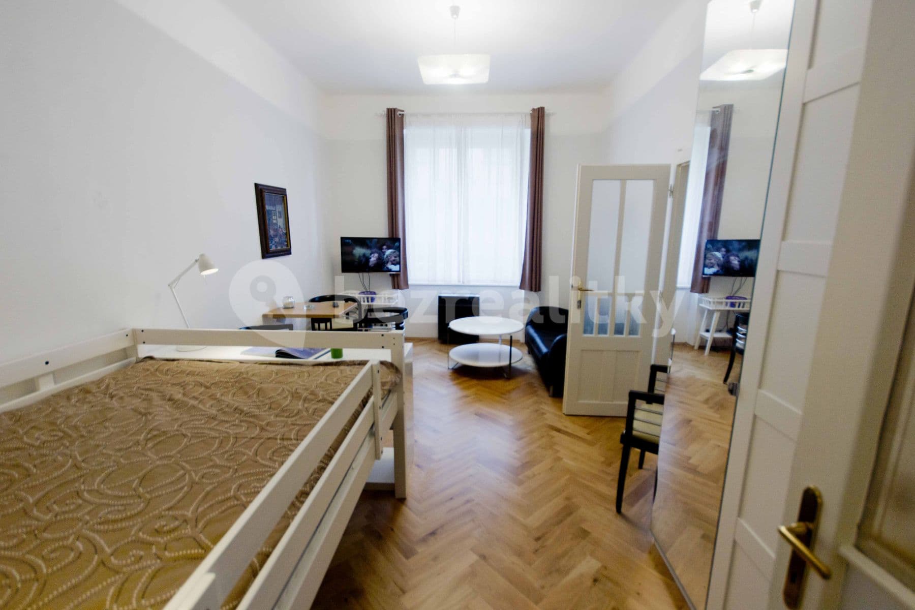 1 bedroom with open-plan kitchen flat to rent, 46 m², Na Březince, Prague, Prague 1 bedroom with open-plan kitchen flat to rent, 46 m², Na Březince, Prague, Prague