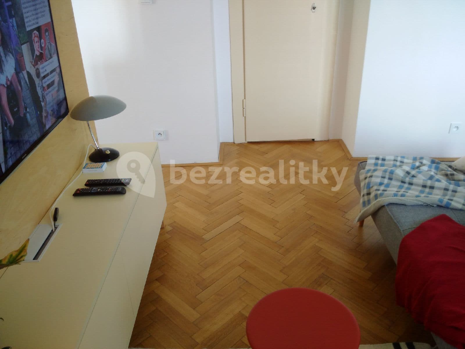 1 bedroom with open-plan kitchen flat to rent, 50 m², Na Nivách, Prague, Prague 1 bedroom with open-plan kitchen flat to rent, 50 m², Na Nivách, Prague, Prague