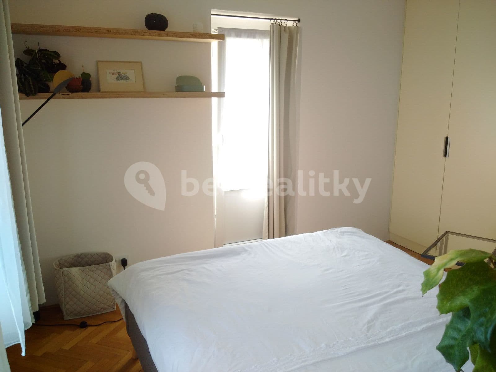 1 bedroom with open-plan kitchen flat to rent, 50 m², Na Nivách, Prague, Prague 1 bedroom with open-plan kitchen flat to rent, 50 m², Na Nivách, Prague, Prague