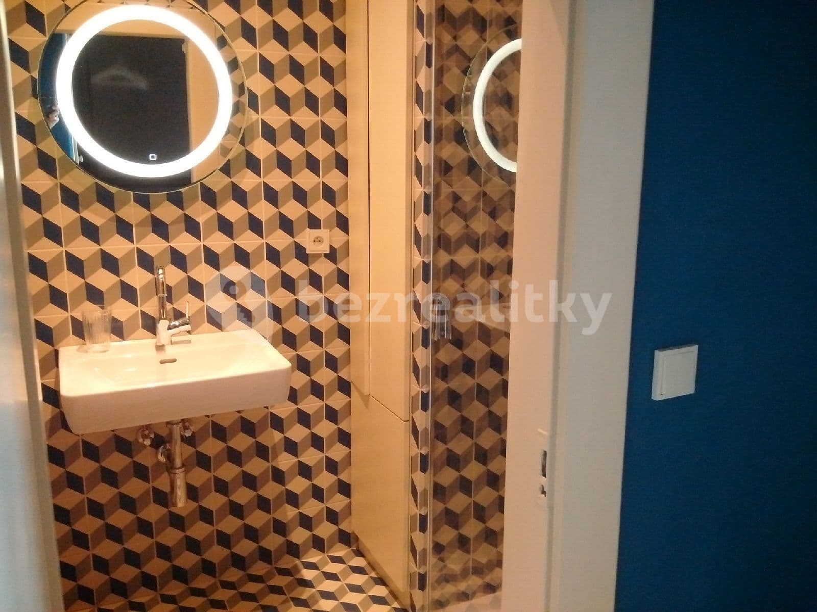 1 bedroom with open-plan kitchen flat to rent, 50 m², Na Nivách, Prague, Prague 1 bedroom with open-plan kitchen flat to rent, 50 m², Na Nivách, Prague, Prague