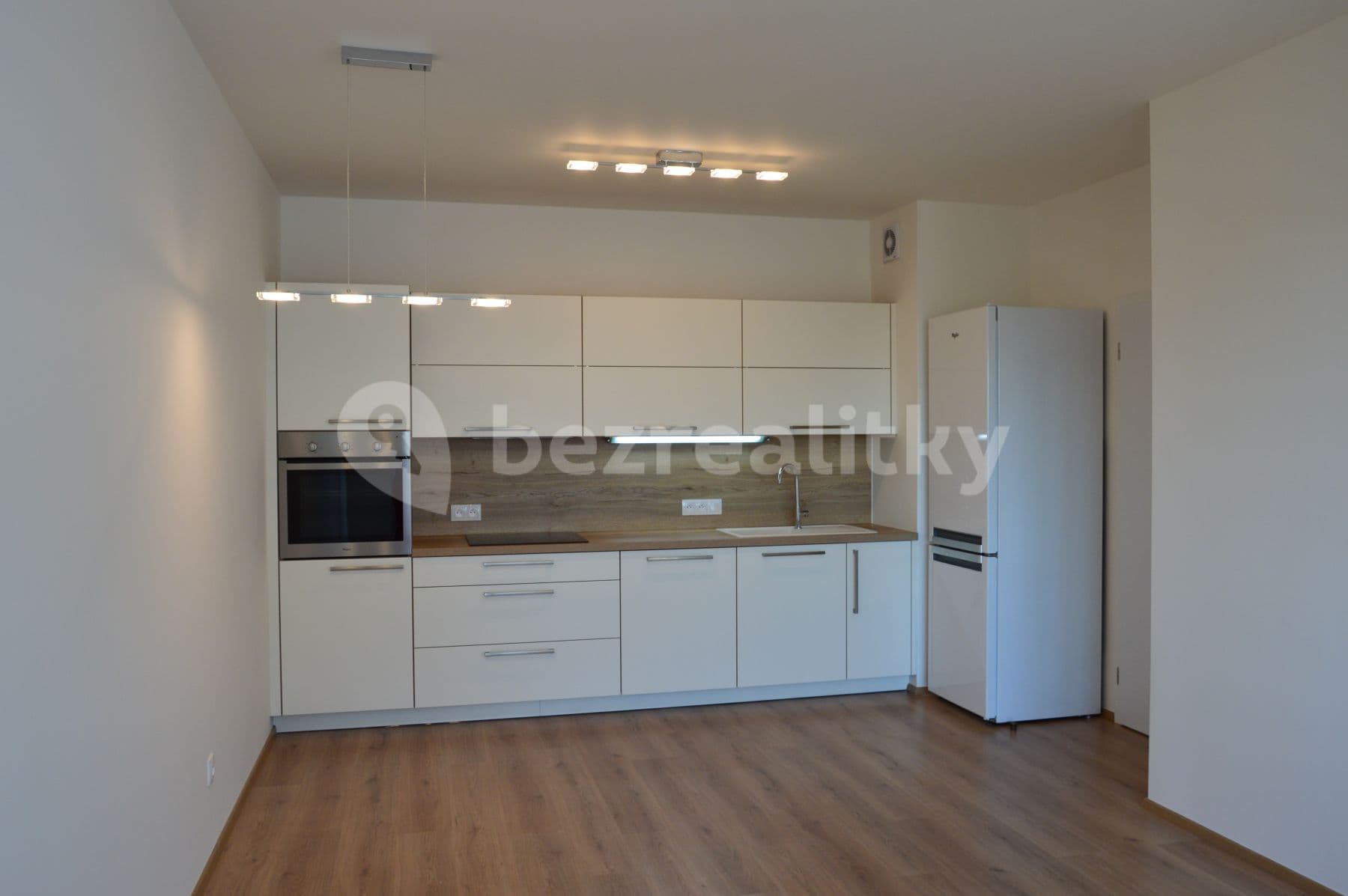 1 bedroom with open-plan kitchen flat to rent, 51 m², U Hostavického potoka, Prague, Prague 1 bedroom with open-plan kitchen flat to rent, 51 m², U Hostavického potoka, Prague, Prague