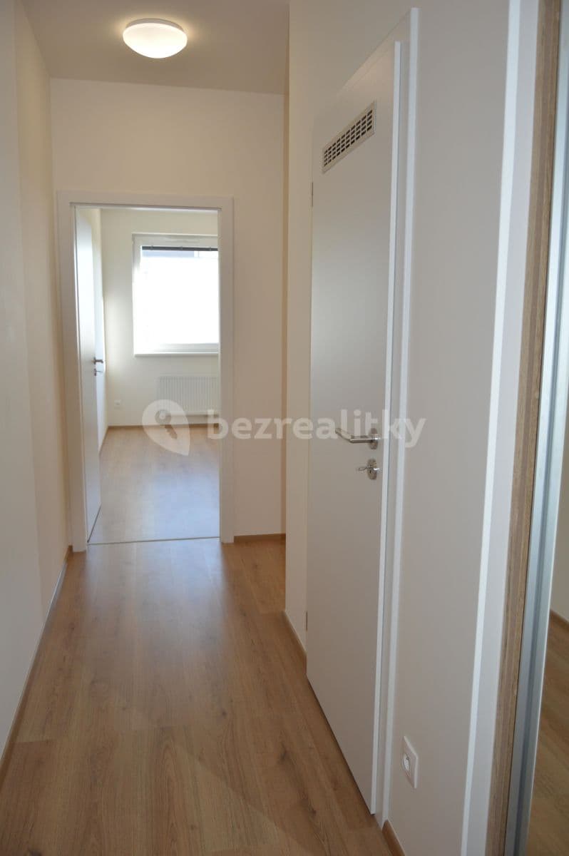 1 bedroom with open-plan kitchen flat to rent, 51 m², U Hostavického potoka, Prague, Prague 1 bedroom with open-plan kitchen flat to rent, 51 m², U Hostavického potoka, Prague, Prague