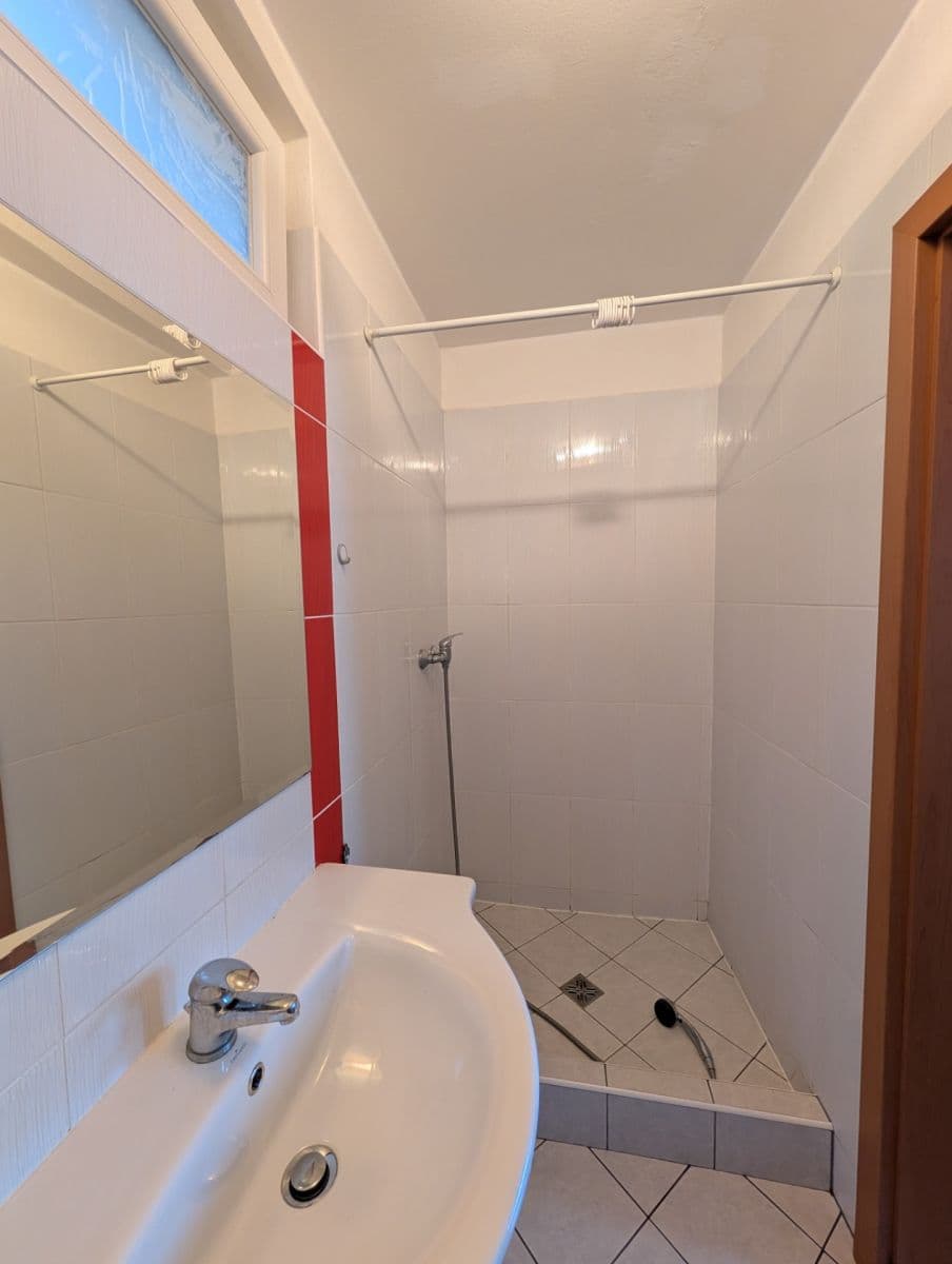 Studio flat to rent, 25 m², Pivoňkova, Brno, Jihomoravský Region Studio flat to rent, 25 m², Pivoňkova, Brno, Jihomoravský Region