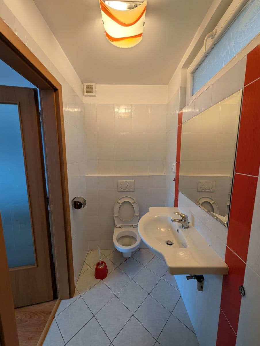 Studio flat to rent, 25 m², Pivoňkova, Brno, Jihomoravský Region Studio flat to rent, 25 m², Pivoňkova, Brno, Jihomoravský Region
