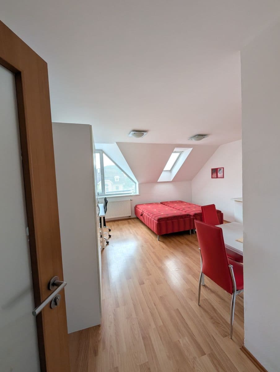 Studio flat to rent, 25 m², Pivoňkova, Brno, Jihomoravský Region Studio flat to rent, 25 m², Pivoňkova, Brno, Jihomoravský Region