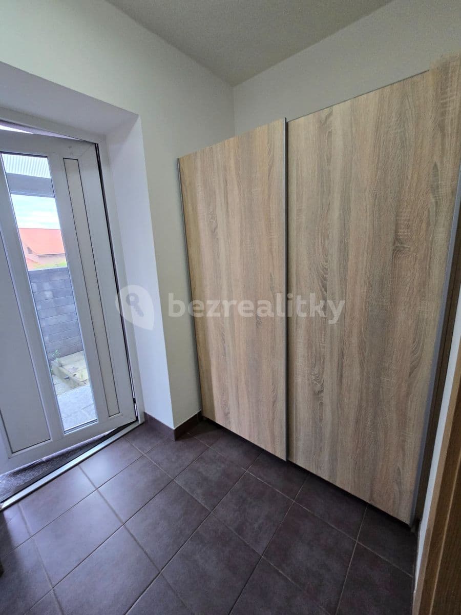 Studio flat to rent, 31 m², Bruzovská, Frýdek-Místek, Moravskoslezský Region Studio flat to rent, 31 m², Bruzovská, Frýdek-Místek, Moravskoslezský Region