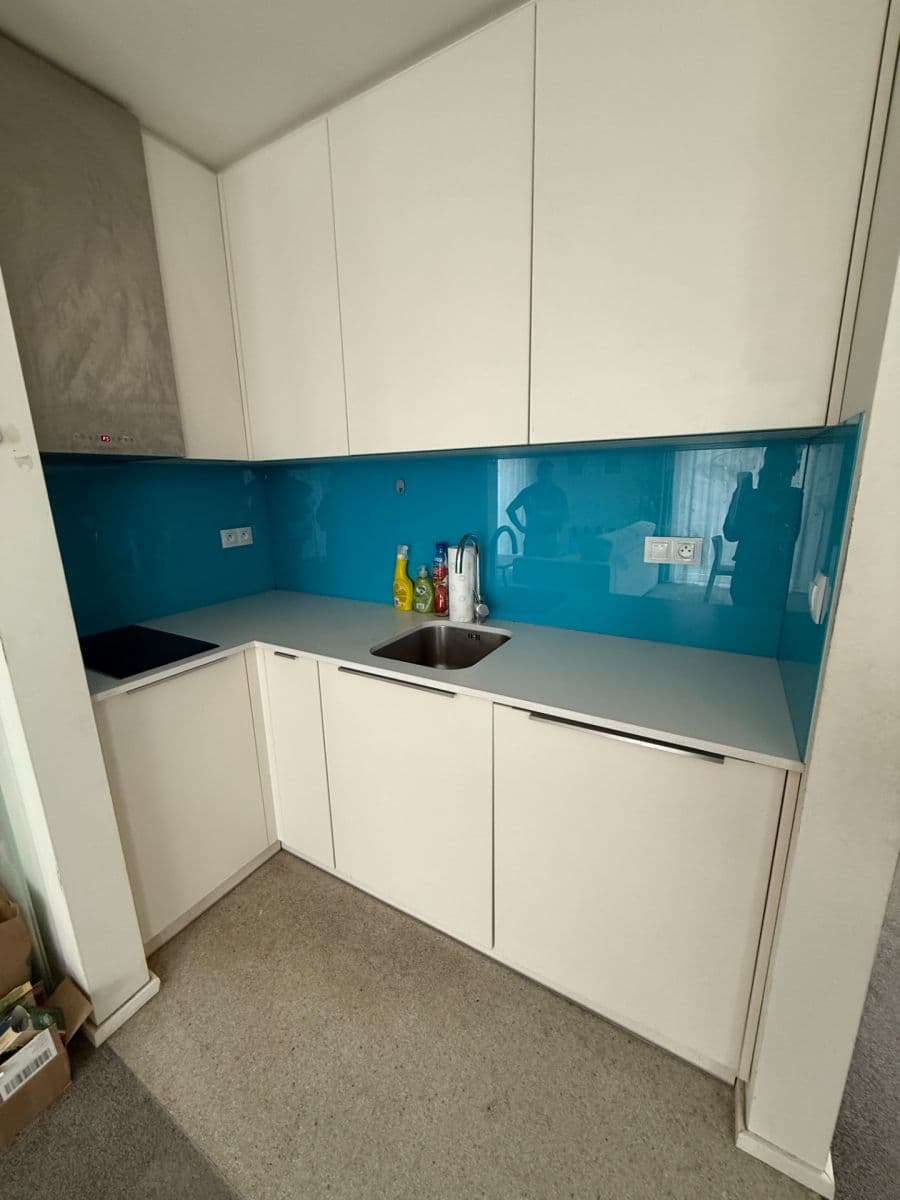 Studio flat to rent, 46 m², Trojská, Prague, Prague Studio flat to rent, 46 m², Trojská, Prague, Prague