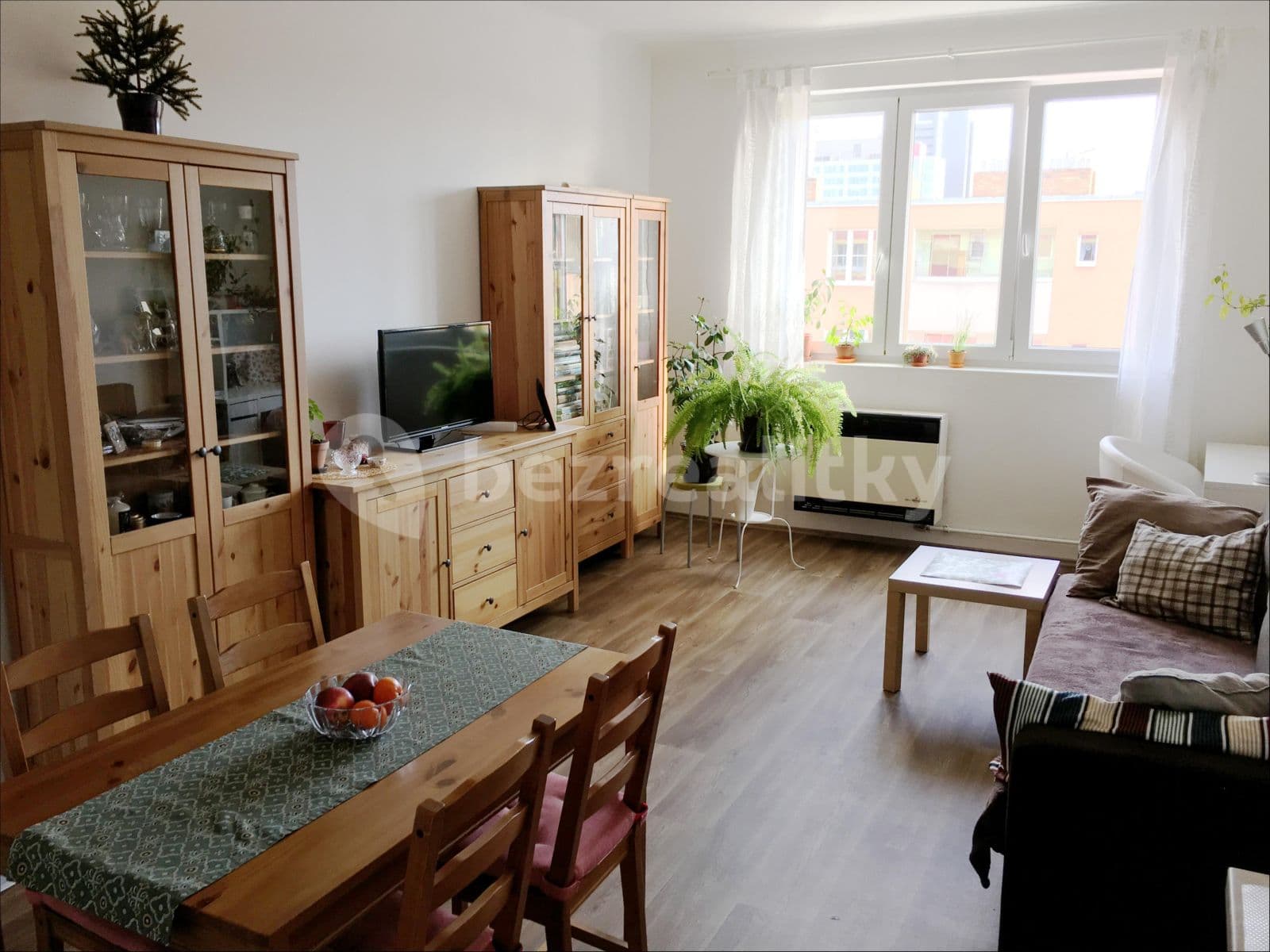 1 bedroom with open-plan kitchen flat to rent, 48 m², Za Zelenou liškou, Prague, Prague 1 bedroom with open-plan kitchen flat to rent, 48 m², Za Zelenou liškou, Prague, Prague