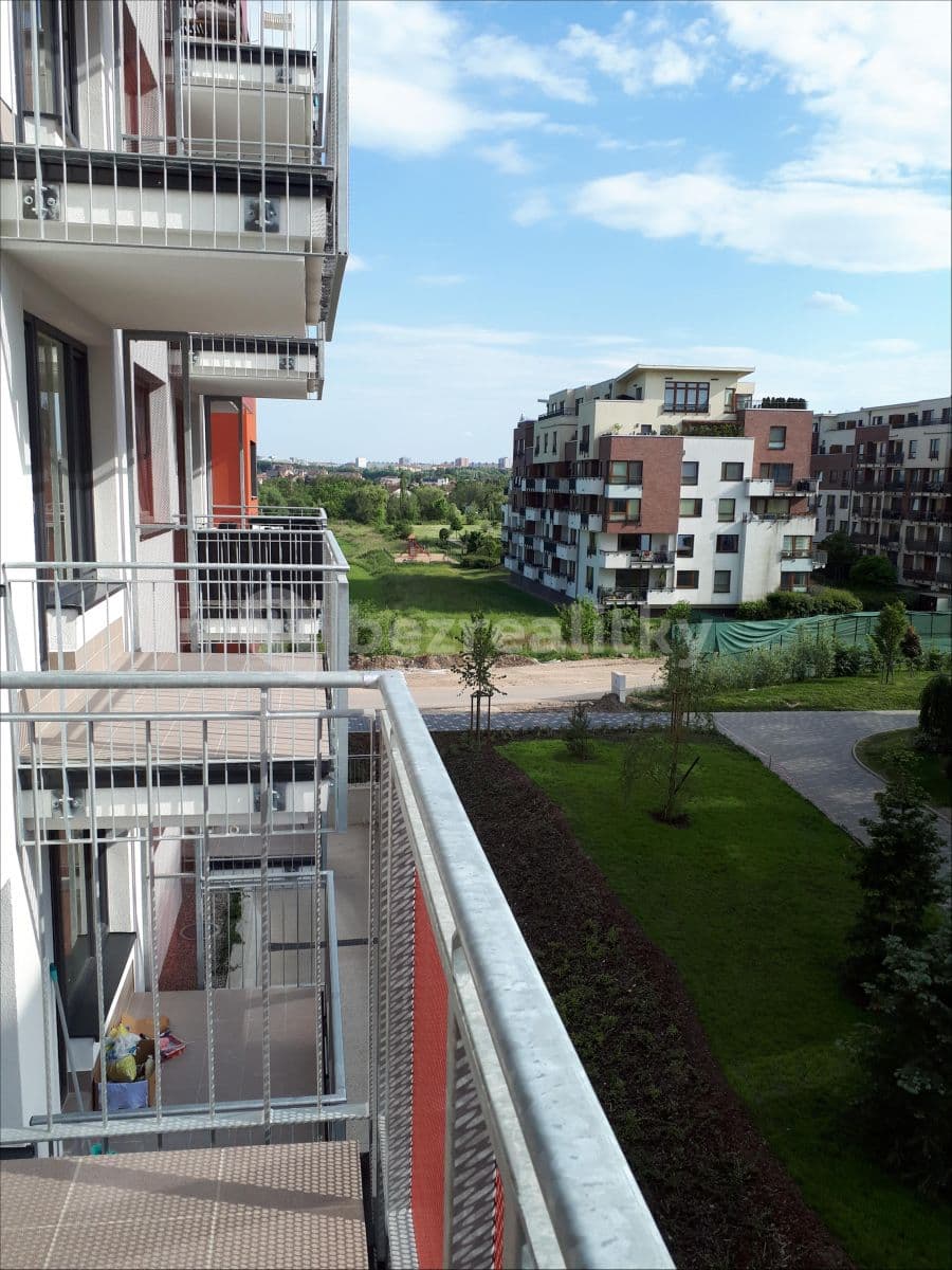 1 bedroom with open-plan kitchen flat to rent, 54 m², Kardausova, Prague, Prague 1 bedroom with open-plan kitchen flat to rent, 54 m², Kardausova, Prague, Prague