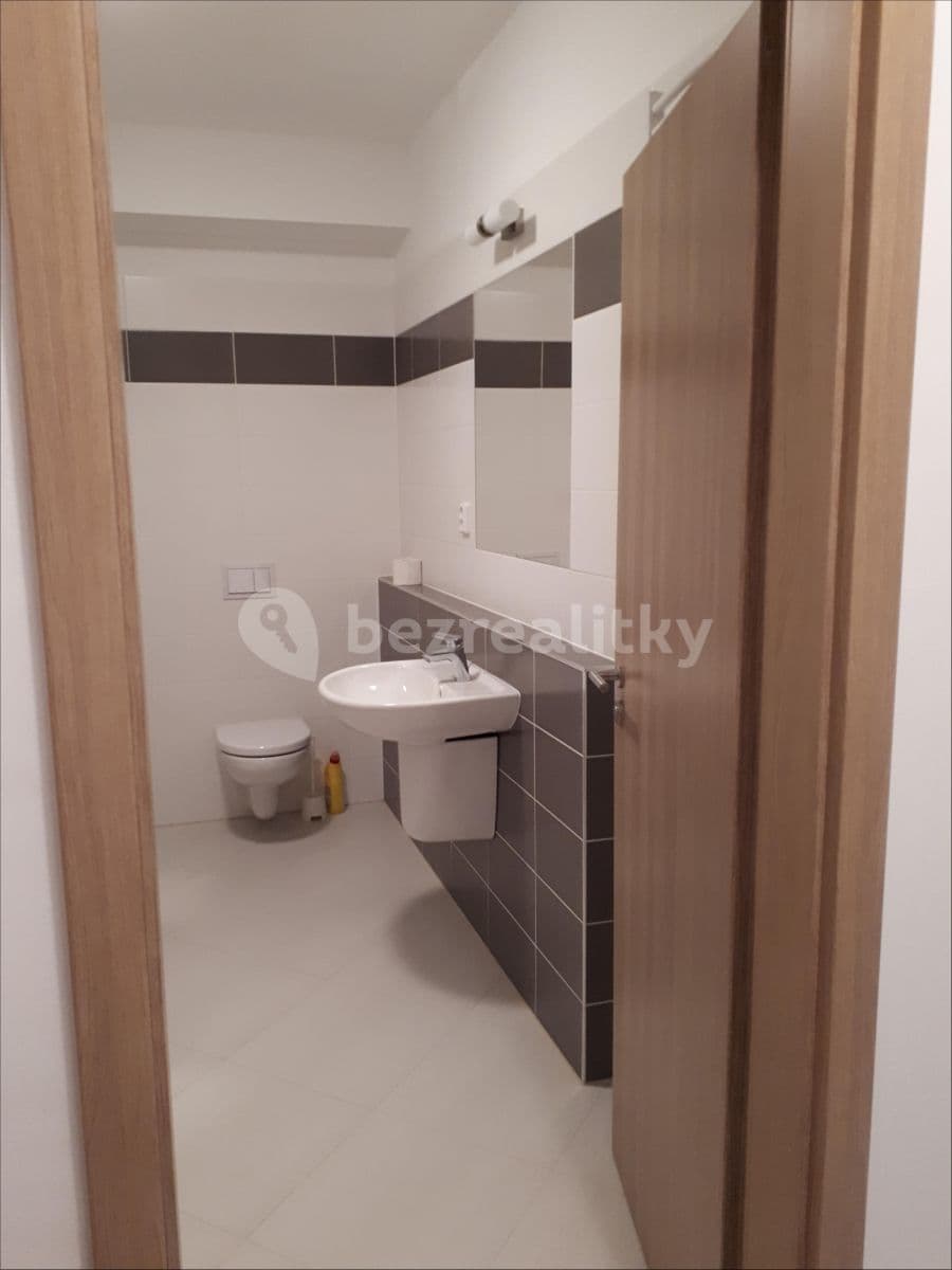 1 bedroom with open-plan kitchen flat to rent, 54 m², Kardausova, Prague, Prague 1 bedroom with open-plan kitchen flat to rent, 54 m², Kardausova, Prague, Prague