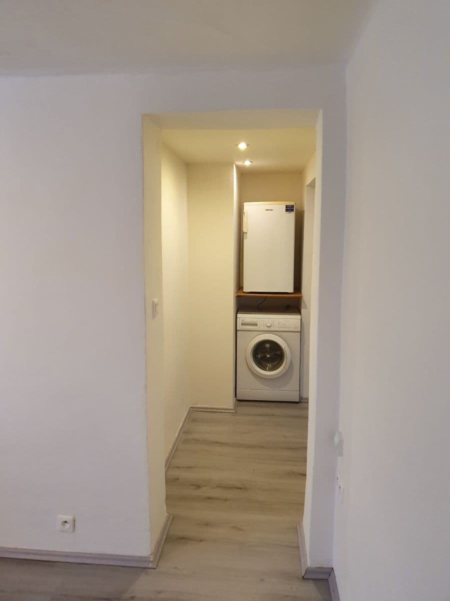 Studio flat to rent, 23 m², Baarova, Prague, Prague Studio flat to rent, 23 m², Baarova, Prague, Prague
