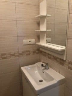 Small studio flat to rent, 24 m², Letců, Hradec Králové, Královéhradecký Region Small studio flat to rent, 24 m², Letců, Hradec Králové, Královéhradecký Region