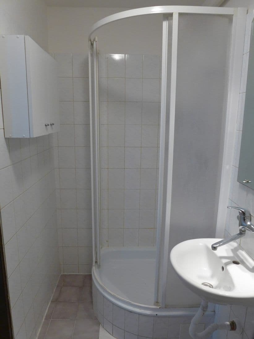 3 bedroom flat to rent, 83 m², Dornych, Brno, Jihomoravský Region 3 bedroom flat to rent, 83 m², Dornych, Brno, Jihomoravský Region