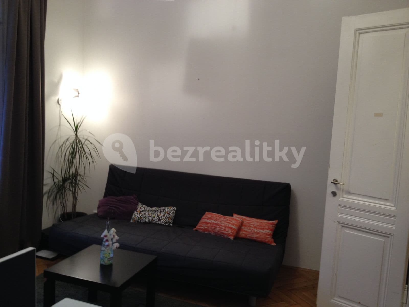 1 bedroom with open-plan kitchen flat to rent, 45 m², Jaselská, Prague, Prague 1 bedroom with open-plan kitchen flat to rent, 45 m², Jaselská, Prague, Prague