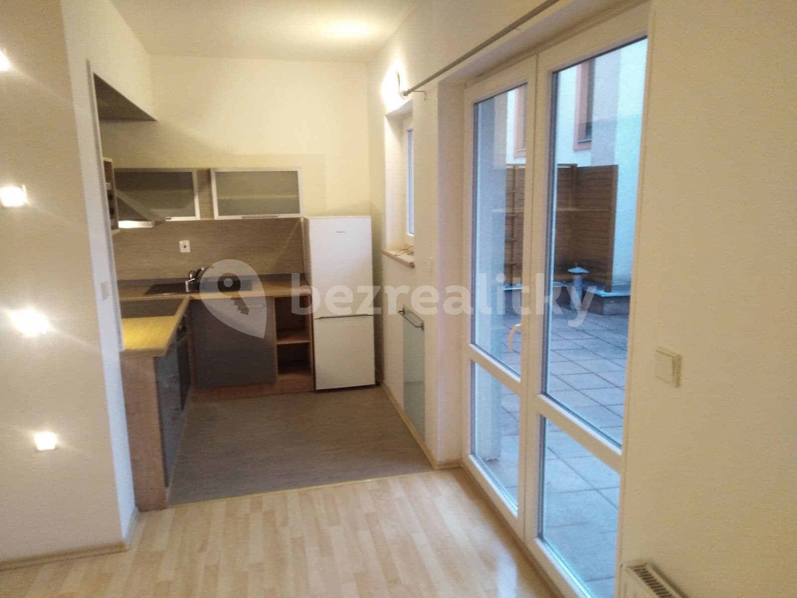 2 bedroom with open-plan kitchen flat to rent, 111 m², Stará, Brno, Jihomoravský Region 2 bedroom with open-plan kitchen flat to rent, 111 m², Stará, Brno, Jihomoravský Region