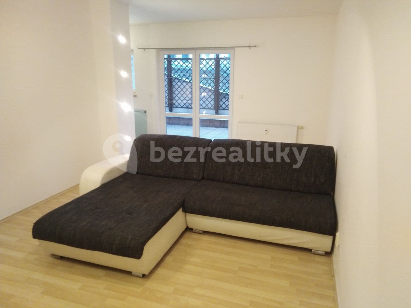 2 bedroom with open-plan kitchen flat to rent, 111 m², Stará, Brno, Jihomoravský Region 2 bedroom with open-plan kitchen flat to rent, 111 m², Stará, Brno, Jihomoravský Region