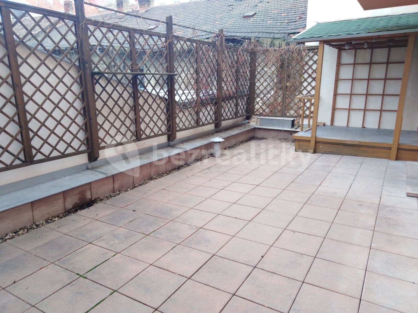 2 bedroom with open-plan kitchen flat to rent, 111 m², Stará, Brno, Jihomoravský Region 2 bedroom with open-plan kitchen flat to rent, 111 m², Stará, Brno, Jihomoravský Region