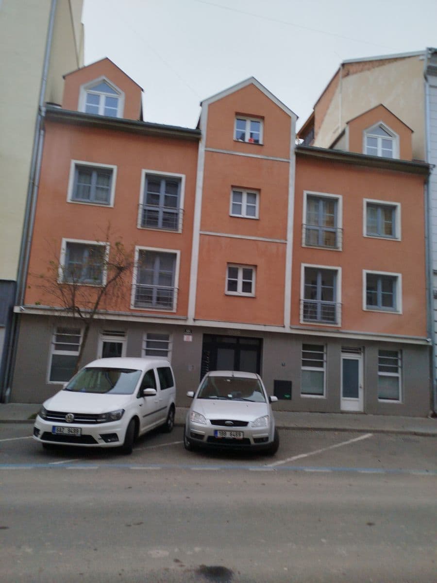 2 bedroom with open-plan kitchen flat to rent, 111 m², Stará, Brno, Jihomoravský Region 2 bedroom with open-plan kitchen flat to rent, 111 m², Stará, Brno, Jihomoravský Region