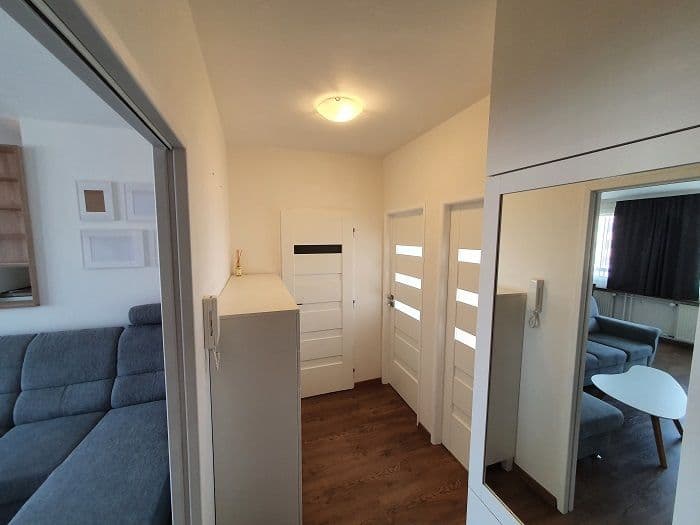 3 bedroom with open-plan kitchen flat to rent, 85 m², Mimoňská, Prague, Prague 3 bedroom with open-plan kitchen flat to rent, 85 m², Mimoňská, Prague, Prague