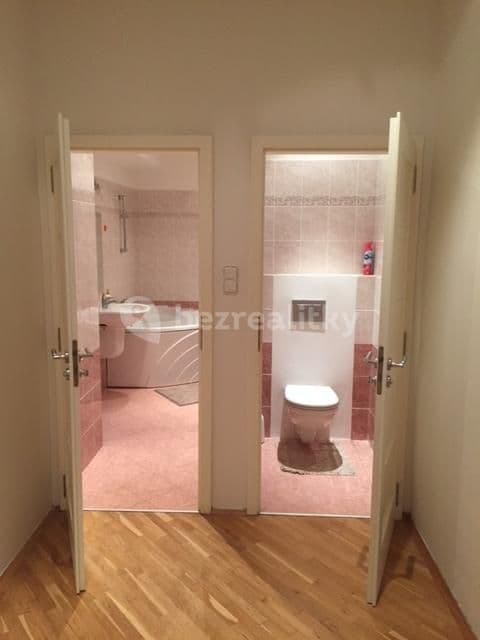 2 bedroom flat to rent, 88 m², Koulova, Prague, Prague 2 bedroom flat to rent, 88 m², Koulova, Prague, Prague