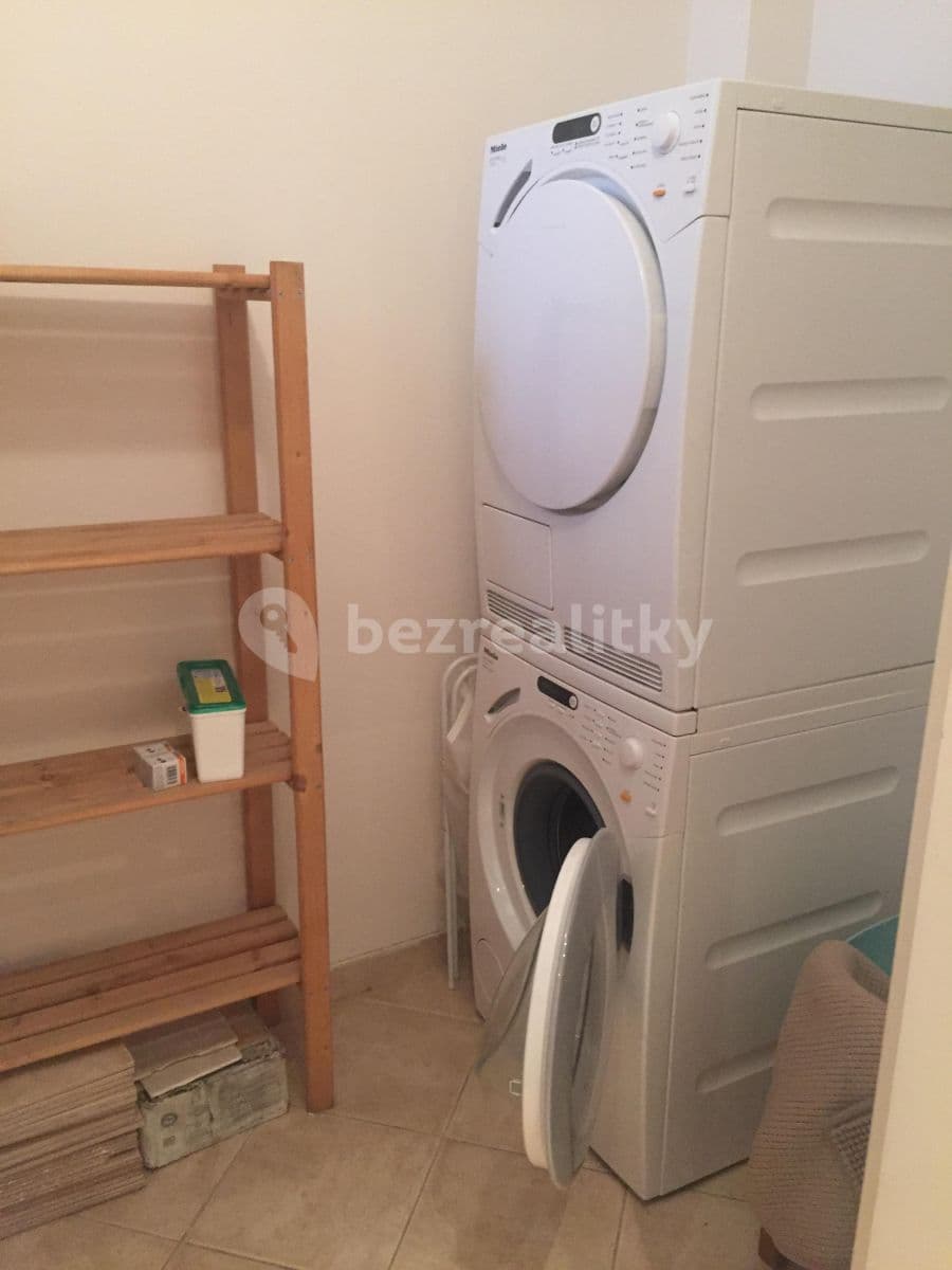 2 bedroom flat to rent, 88 m², Koulova, Prague, Prague 2 bedroom flat to rent, 88 m², Koulova, Prague, Prague