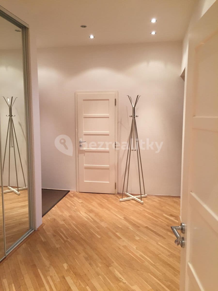 2 bedroom flat to rent, 88 m², Koulova, Prague, Prague 2 bedroom flat to rent, 88 m², Koulova, Prague, Prague