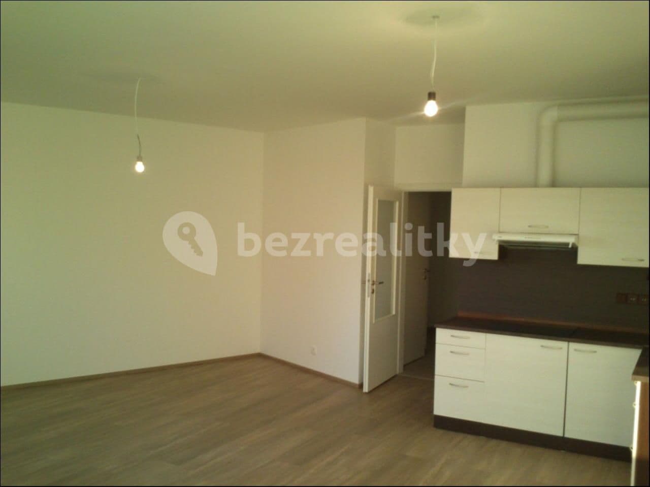 Studio flat to rent, 43 m², Soukalova, Prague, Prague Studio flat to rent, 43 m², Soukalova, Prague, Prague