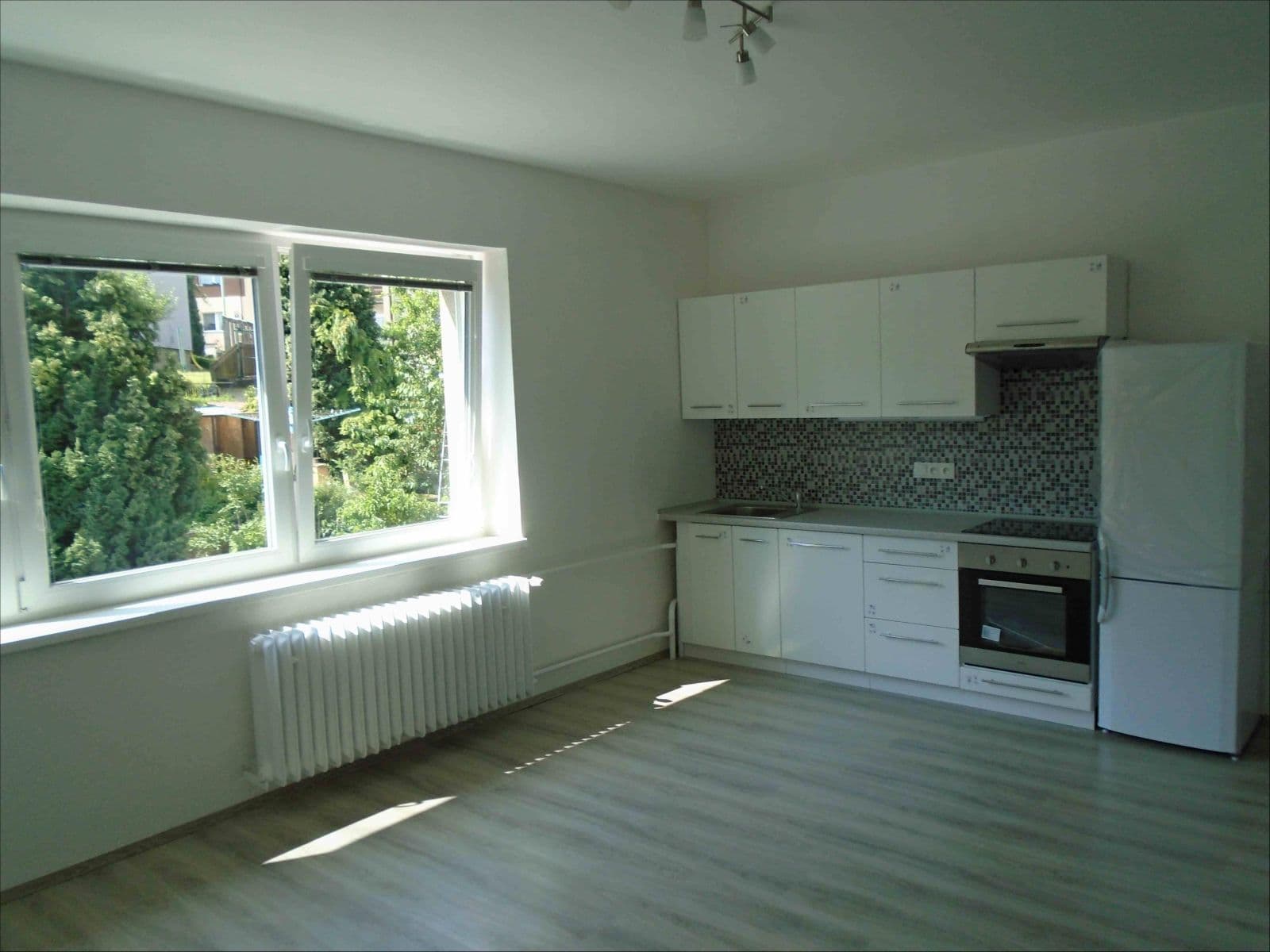 1 bedroom with open-plan kitchen flat to rent, 53 m², Pod stanicí, Prague, Prague 1 bedroom with open-plan kitchen flat to rent, 53 m², Pod stanicí, Prague, Prague