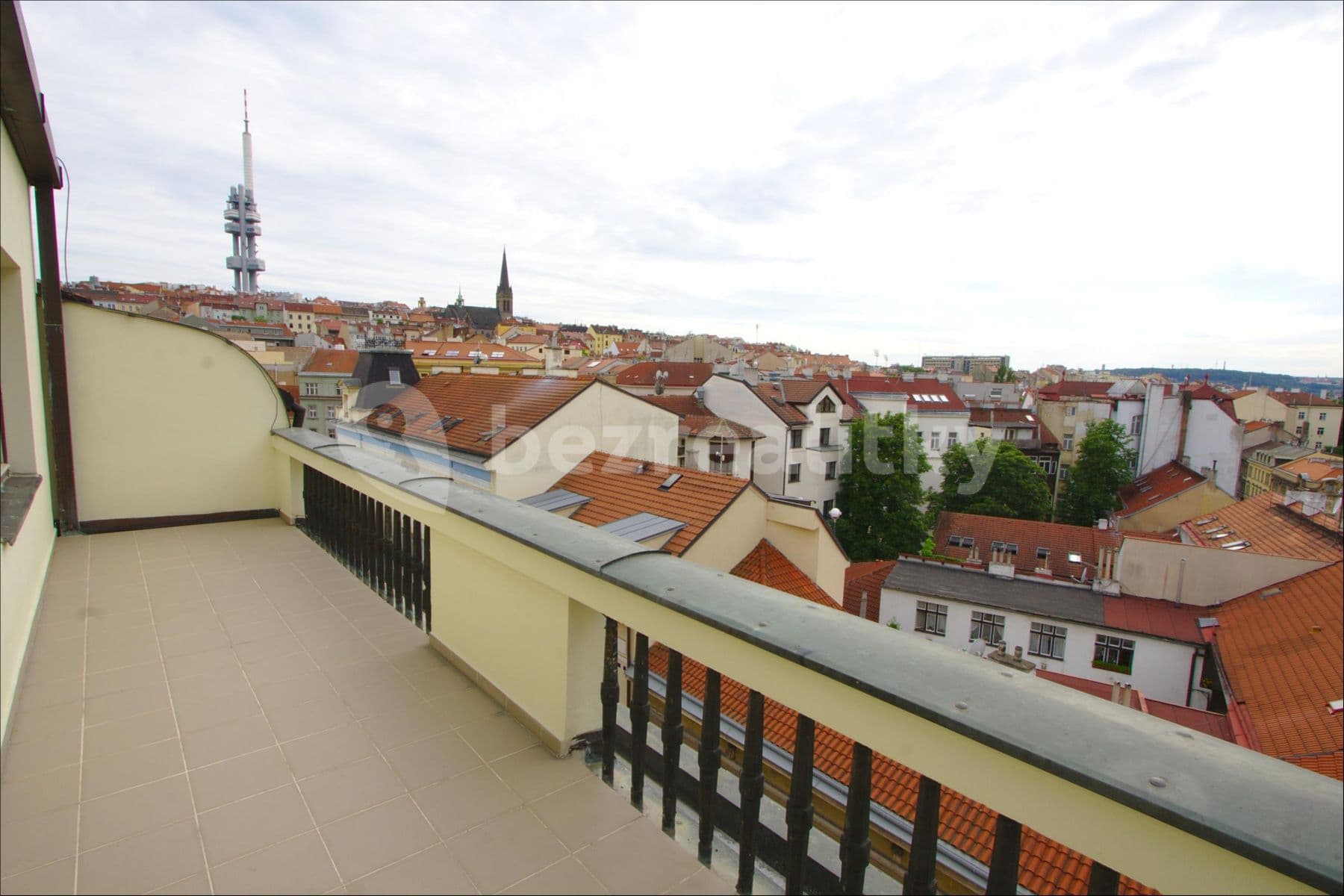 2 bedroom flat to rent, 80 m², Hartigova, Prague, Prague 2 bedroom flat to rent, 80 m², Hartigova, Prague, Prague
