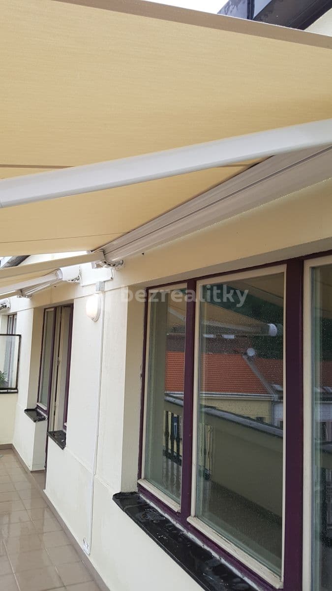 2 bedroom flat to rent, 80 m², Hartigova, Prague, Prague 2 bedroom flat to rent, 80 m², Hartigova, Prague, Prague