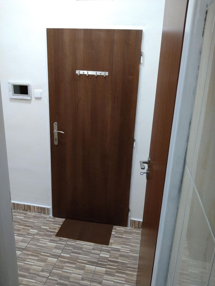 1 bedroom with open-plan kitchen flat to rent, 49 m², Michálkovická, Ostrava, Moravskoslezský Region 1 bedroom with open-plan kitchen flat to rent, 49 m², Michálkovická, Ostrava, Moravskoslezský Region