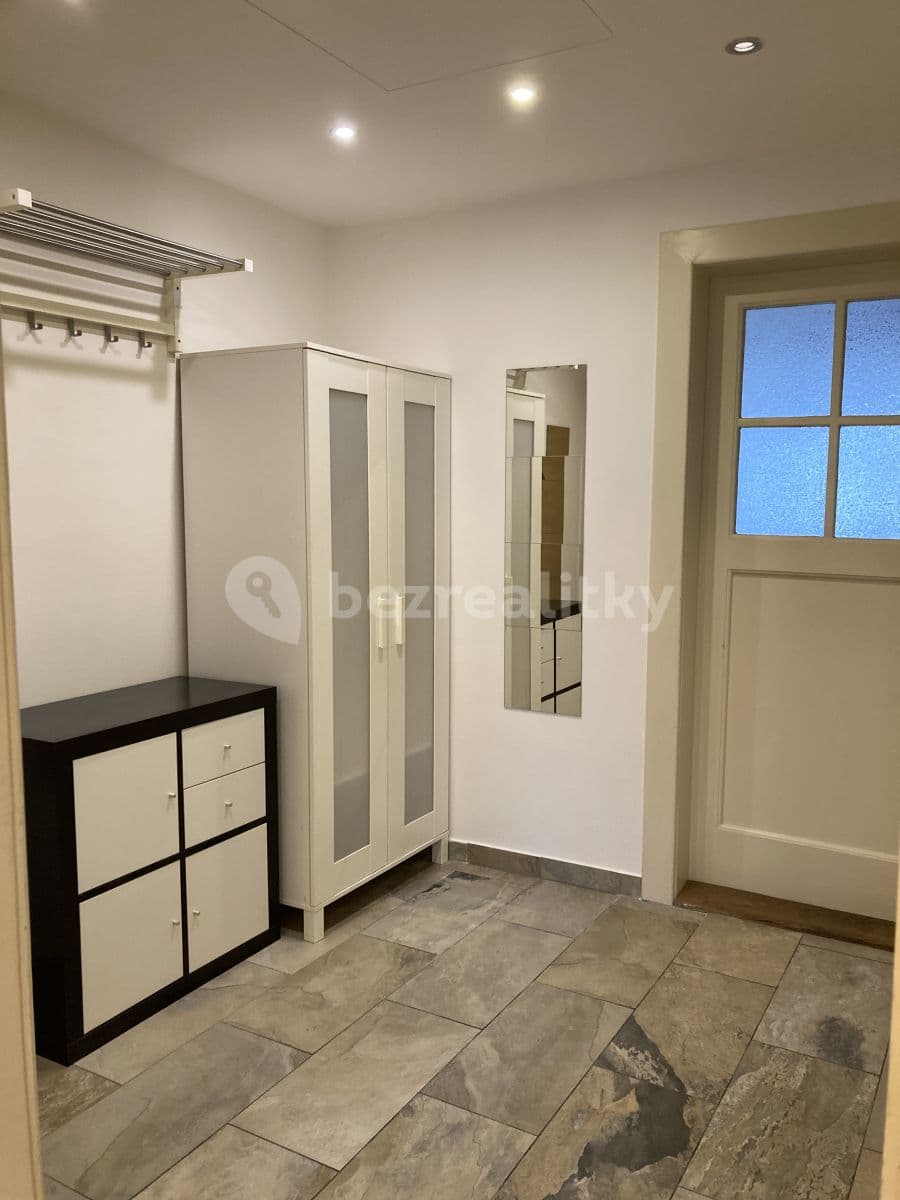 1 bedroom with open-plan kitchen flat to rent, 42 m², Malínská, Prague, Prague 1 bedroom with open-plan kitchen flat to rent, 42 m², Malínská, Prague, Prague