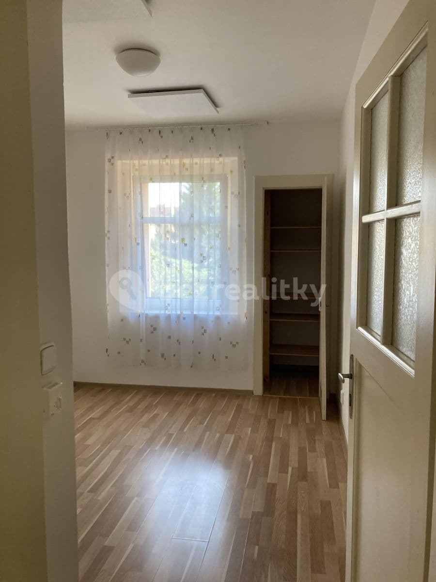 1 bedroom with open-plan kitchen flat to rent, 42 m², Malínská, Prague, Prague 1 bedroom with open-plan kitchen flat to rent, 42 m², Malínská, Prague, Prague