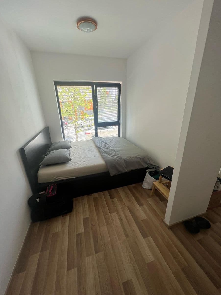 Studio flat to rent, 37 m², Jindřicha Bubeníčka, Prague, Prague Studio flat to rent, 37 m², Jindřicha Bubeníčka, Prague, Prague