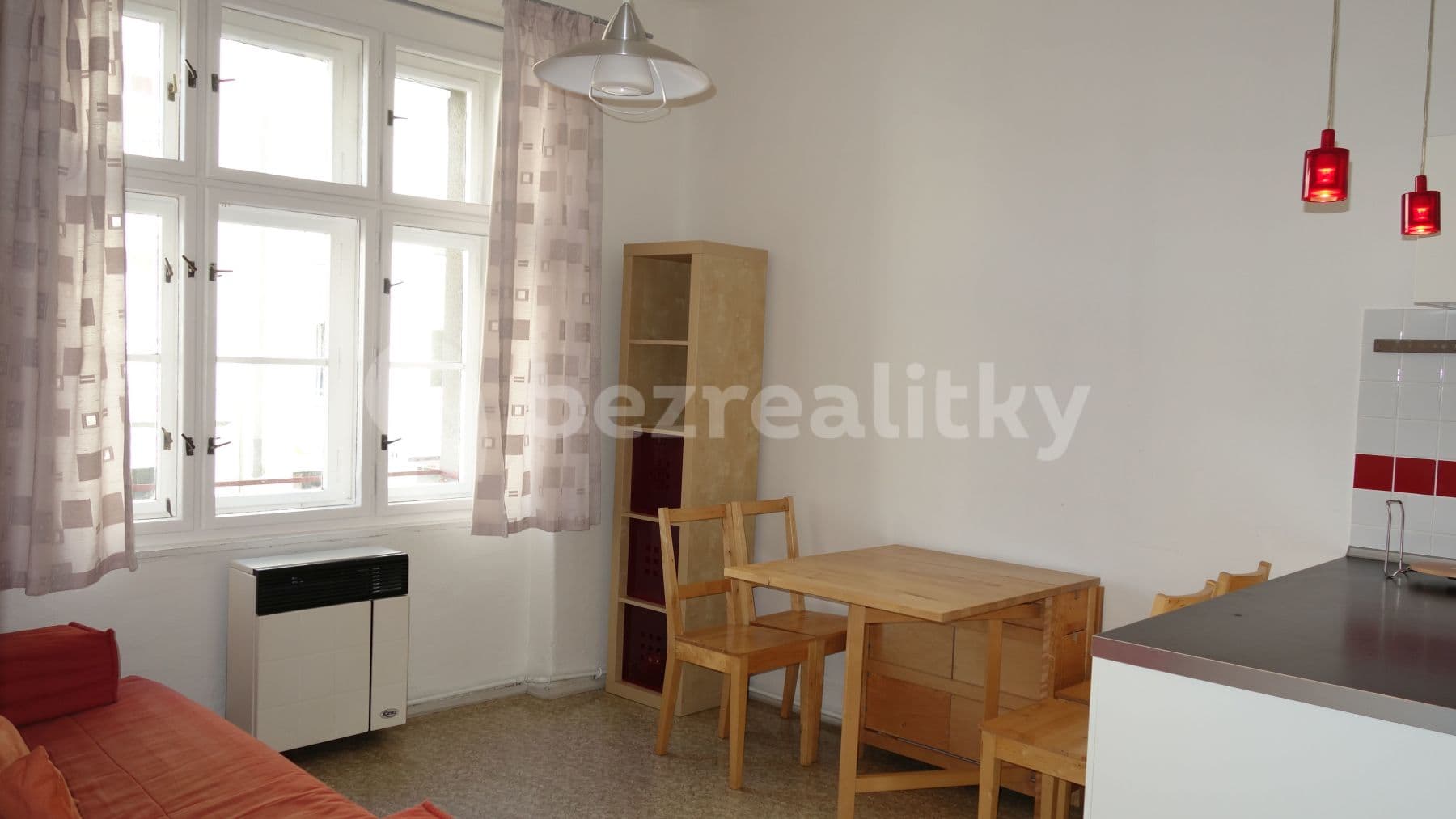 1 bedroom with open-plan kitchen flat to rent, 51 m², Drahobejlova, Prague, Prague 1 bedroom with open-plan kitchen flat to rent, 51 m², Drahobejlova, Prague, Prague