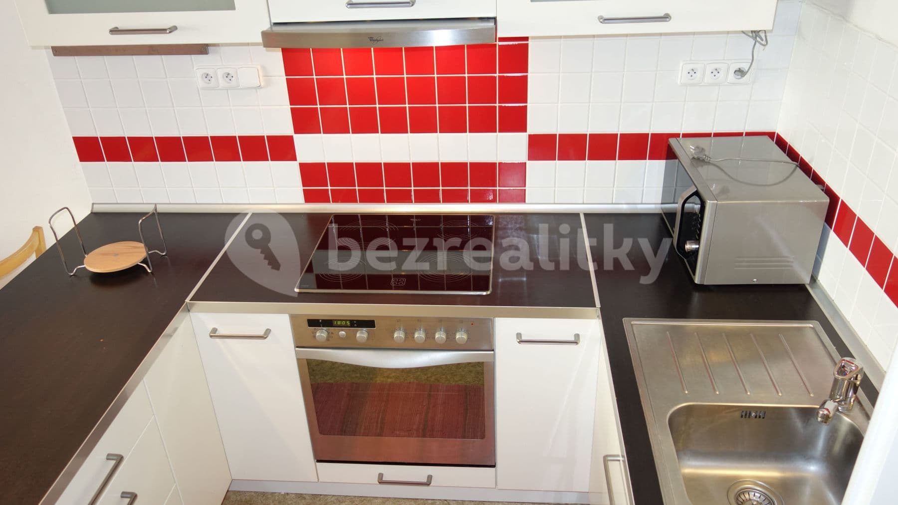 1 bedroom with open-plan kitchen flat to rent, 51 m², Drahobejlova, Prague, Prague 1 bedroom with open-plan kitchen flat to rent, 51 m², Drahobejlova, Prague, Prague