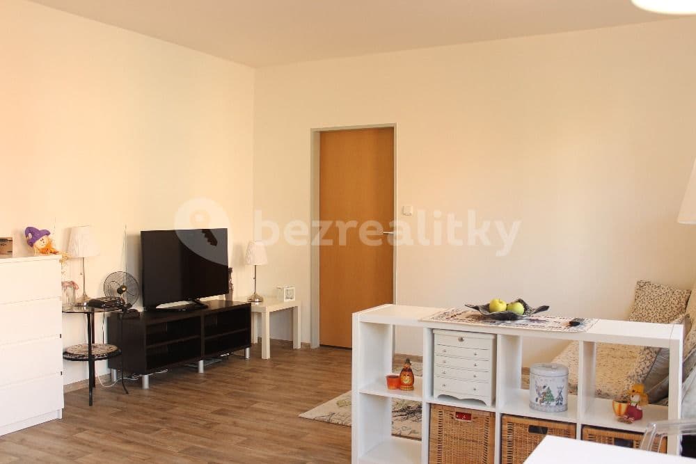 1 bedroom with open-plan kitchen flat to rent, 55 m², Podlesí V, Zlín, Zlínský Region 1 bedroom with open-plan kitchen flat to rent, 55 m², Podlesí V, Zlín, Zlínský Region