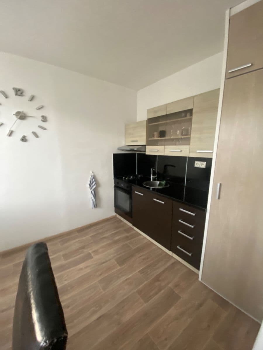 1 bedroom flat to rent, 37 m², Sládkovičova, Prague, Prague 1 bedroom flat to rent, 37 m², Sládkovičova, Prague, Prague