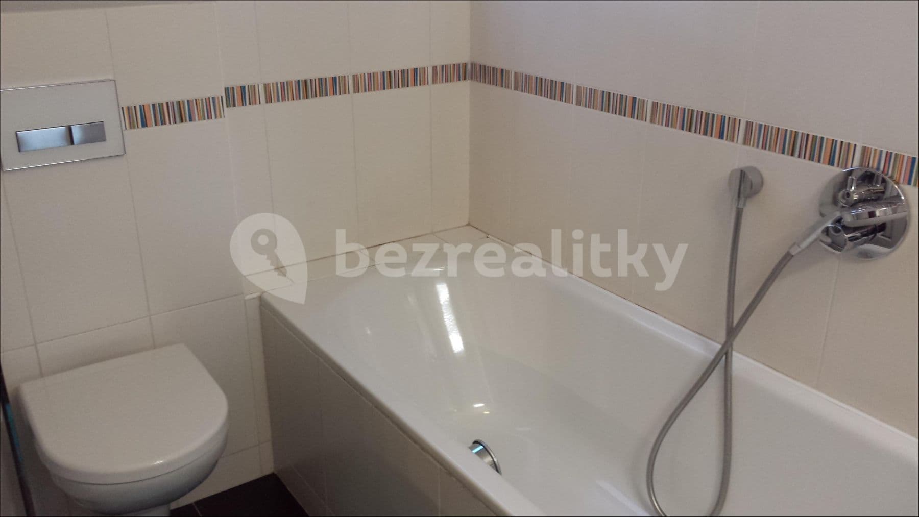 1 bedroom with open-plan kitchen flat to rent, 70 m², Na Vršku, Prague, Prague 1 bedroom with open-plan kitchen flat to rent, 70 m², Na Vršku, Prague, Prague
