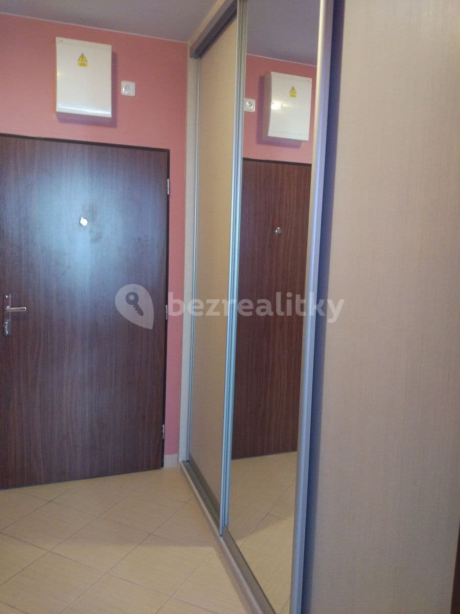 1 bedroom with open-plan kitchen flat to rent, 48 m², Pod Harfou, Prague, Prague 1 bedroom with open-plan kitchen flat to rent, 48 m², Pod Harfou, Prague, Prague