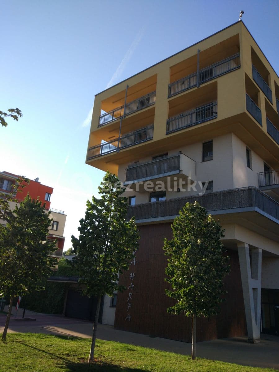 1 bedroom with open-plan kitchen flat to rent, 48 m², Pod Harfou, Prague, Prague 1 bedroom with open-plan kitchen flat to rent, 48 m², Pod Harfou, Prague, Prague