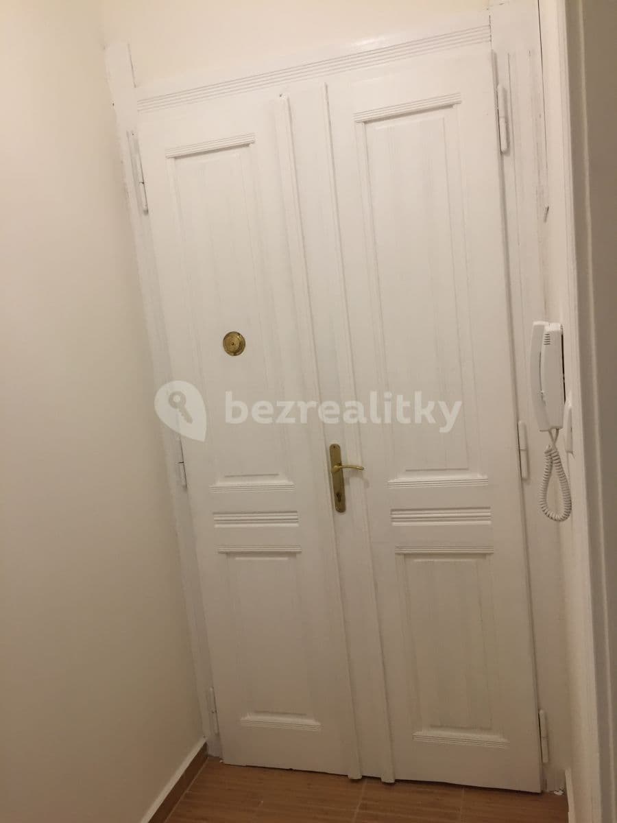 1 bedroom with open-plan kitchen flat to rent, 50 m², Ostrovského, Prague, Prague 1 bedroom with open-plan kitchen flat to rent, 50 m², Ostrovského, Prague, Prague
