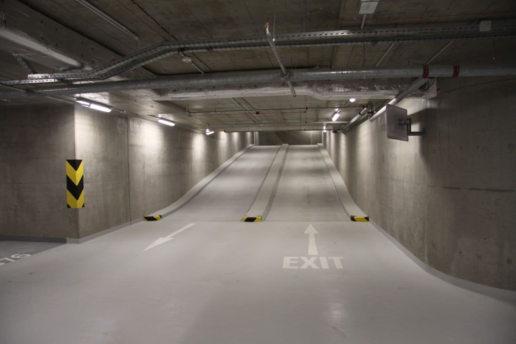 garage to rent, 23 m², Poděbradova, Brno, Jihomoravský Region garage to rent, 23 m², Poděbradova, Brno, Jihomoravský Region