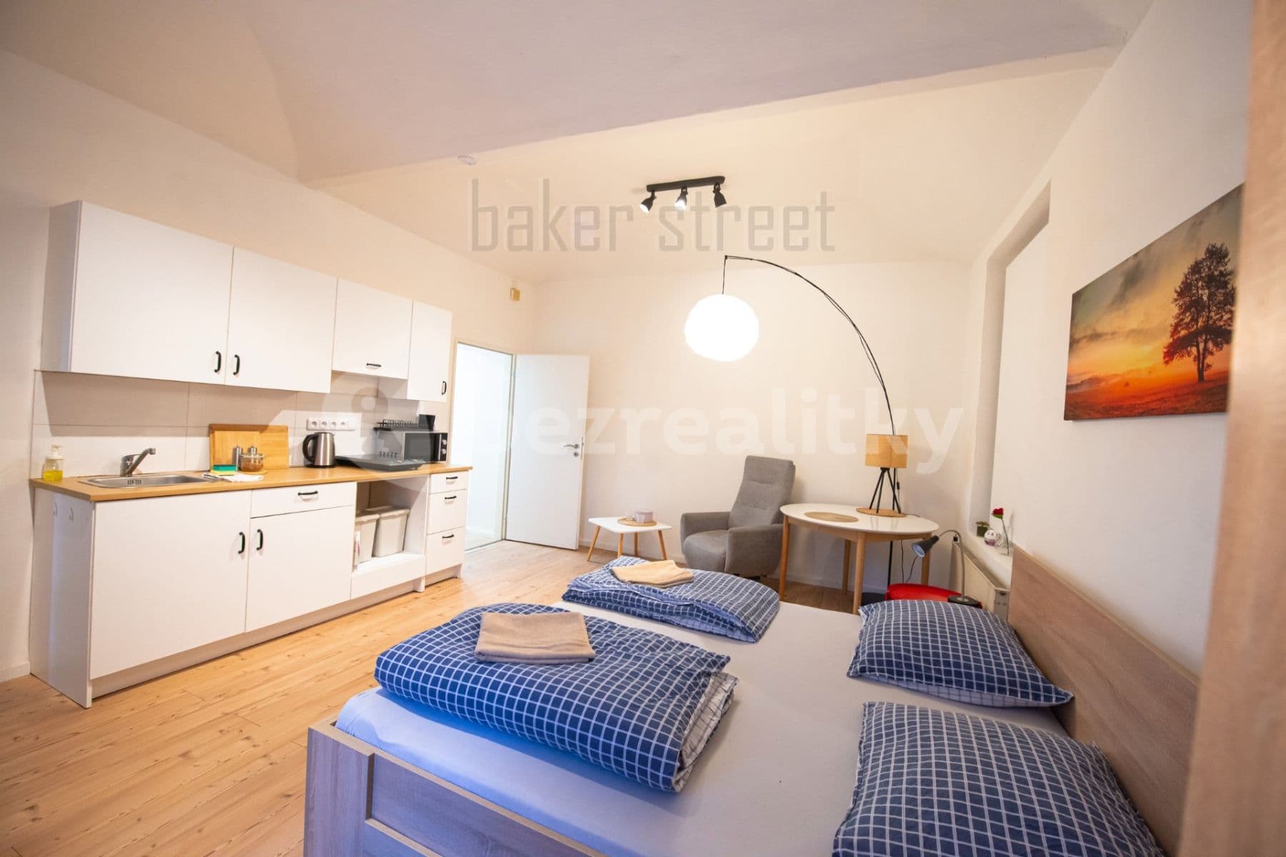 Studio flat to rent, 32 m², U Pekařky, Prague, Prague Studio flat to rent, 32 m², U Pekařky, Prague, Prague